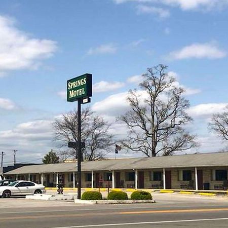 Springs Motel Ky Russell Springs Экстерьер фото